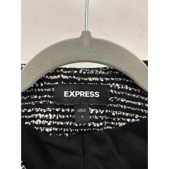 Express Jacket - Picture 3 of 3